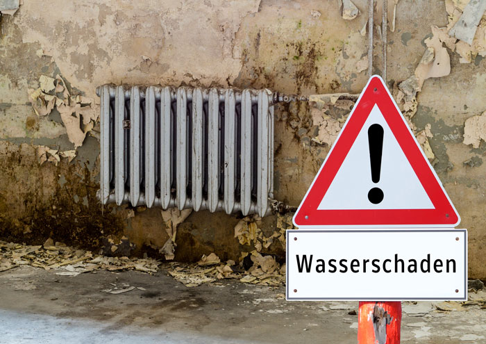 BORYNA Wasserschaden sanierung Schild mit Wasserschaden Hinweis